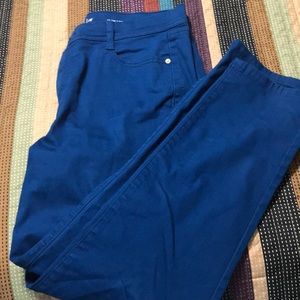 slim leg pants, mid rise